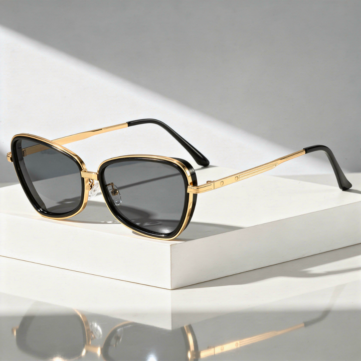 Avexa Shades