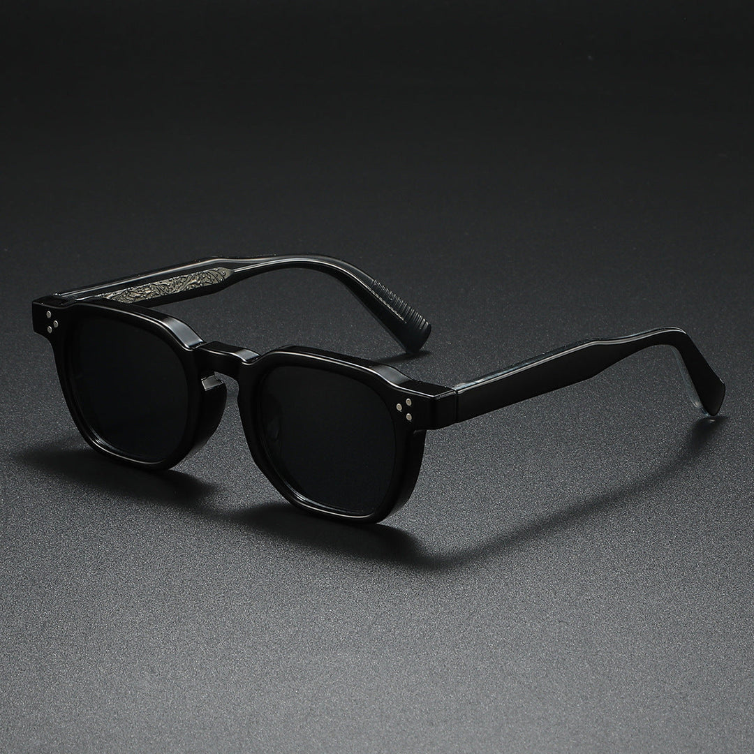 UrbanBox™ – Polarized Square Fashion Sunglasses