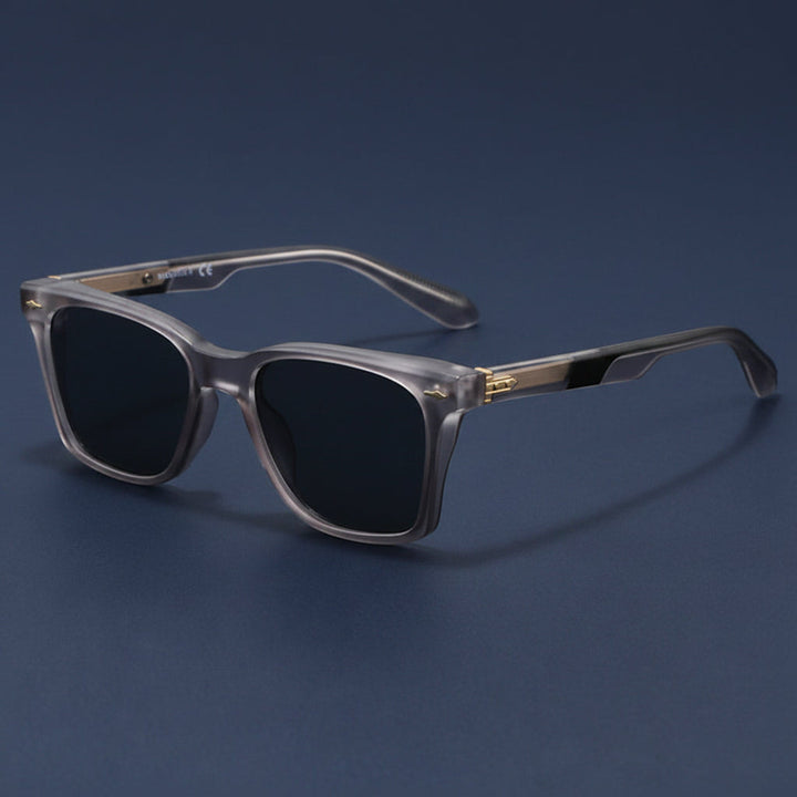 RetroVista™ – Gradient Lens Vintage Sunglasses