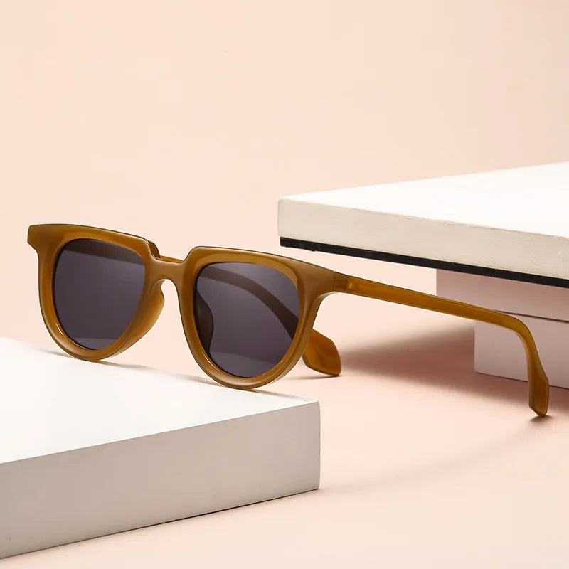 Elara Noir Sunglasses